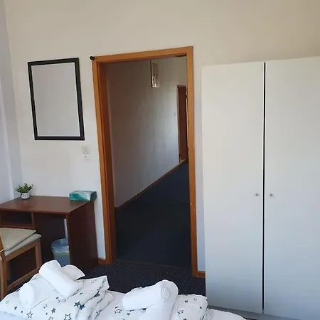 Bright & Spacious 3-bedroom Flat Apartmán