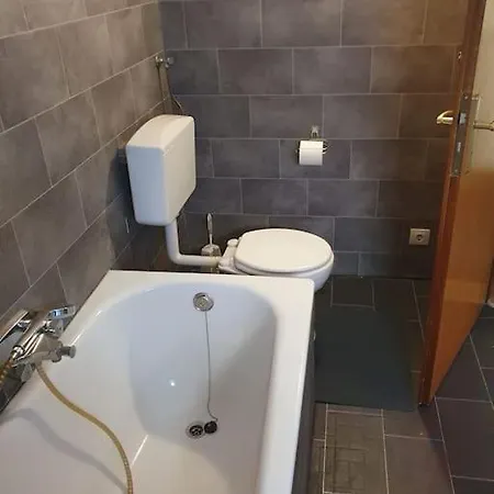 Apartmán Bright & Spacious 3-bedroom Flat